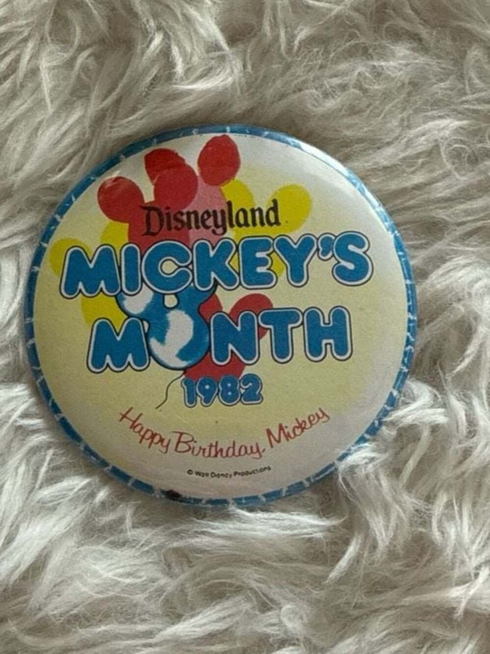 Vintage 1982 Disneyland Mickey's Month Happy Birthday Mickey Pin-back Button
